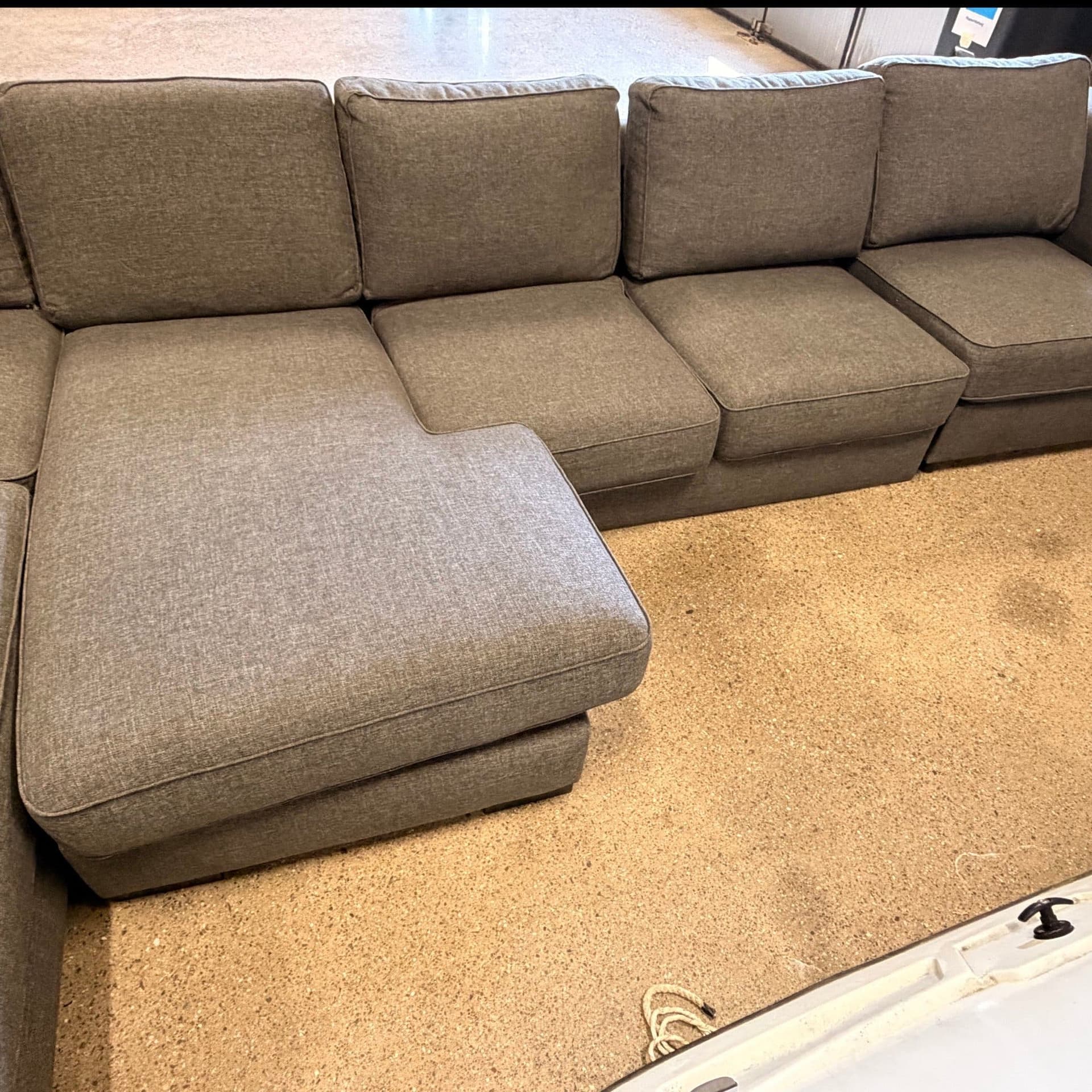 Soffa med divan, grå