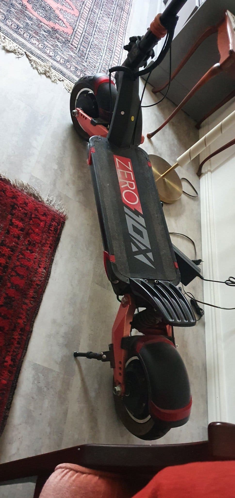 ZERO10X scooter