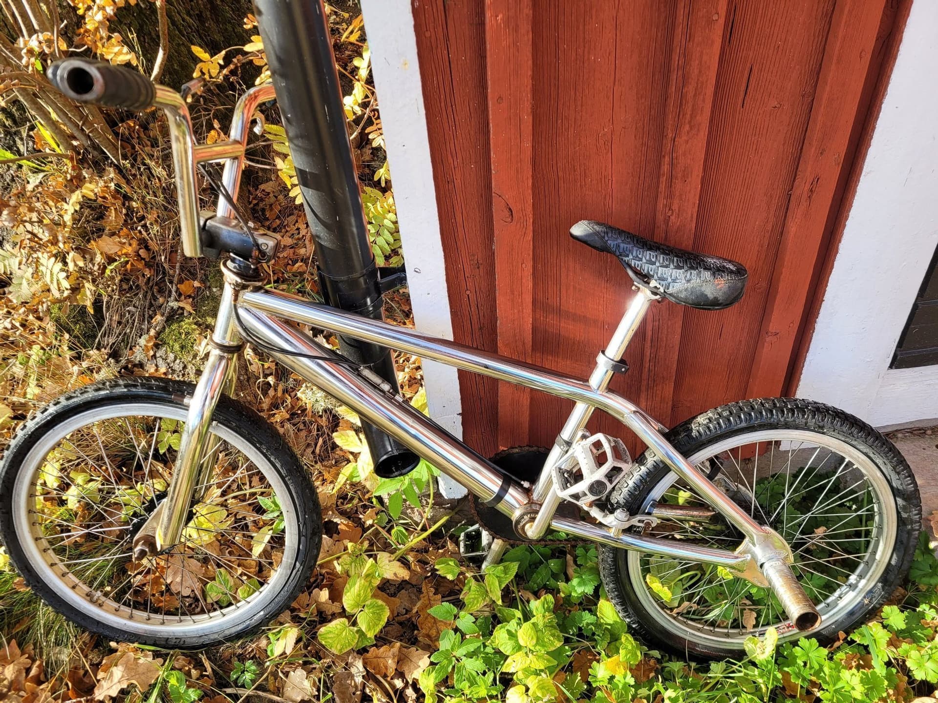 Haro Backtrail Mid-School BMX – Kromad