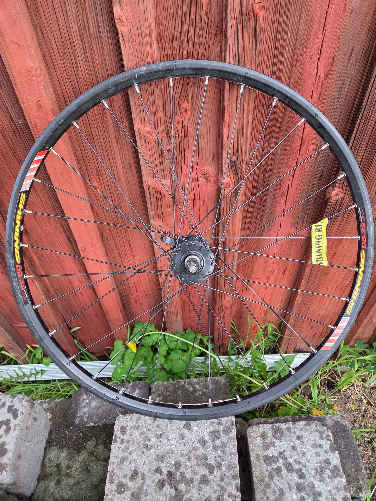 Cykelhjul Shining DB-28 28 tum med Joytech-nav