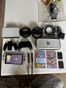 Nintendo Switch OLED 64GB Komplett Paket – Nästan nyskick
