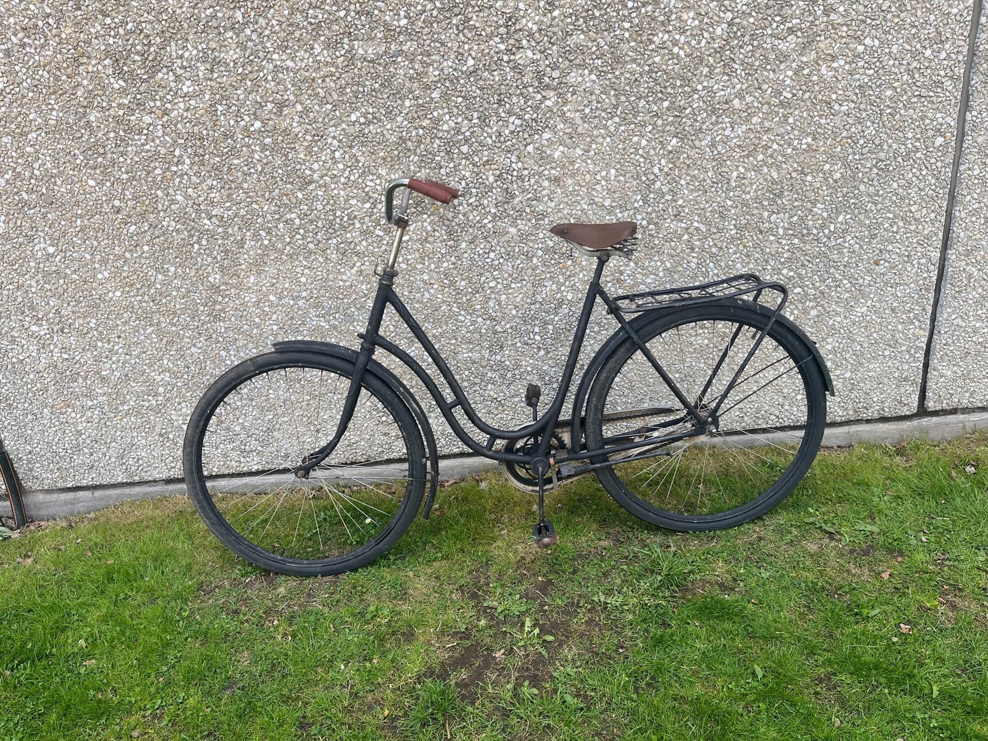 Äldre damcykel / nostalgicykel – fullt fungerande