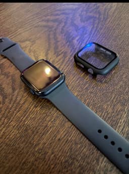 Apple Watch SE 3 – 44mm M/L Cellular