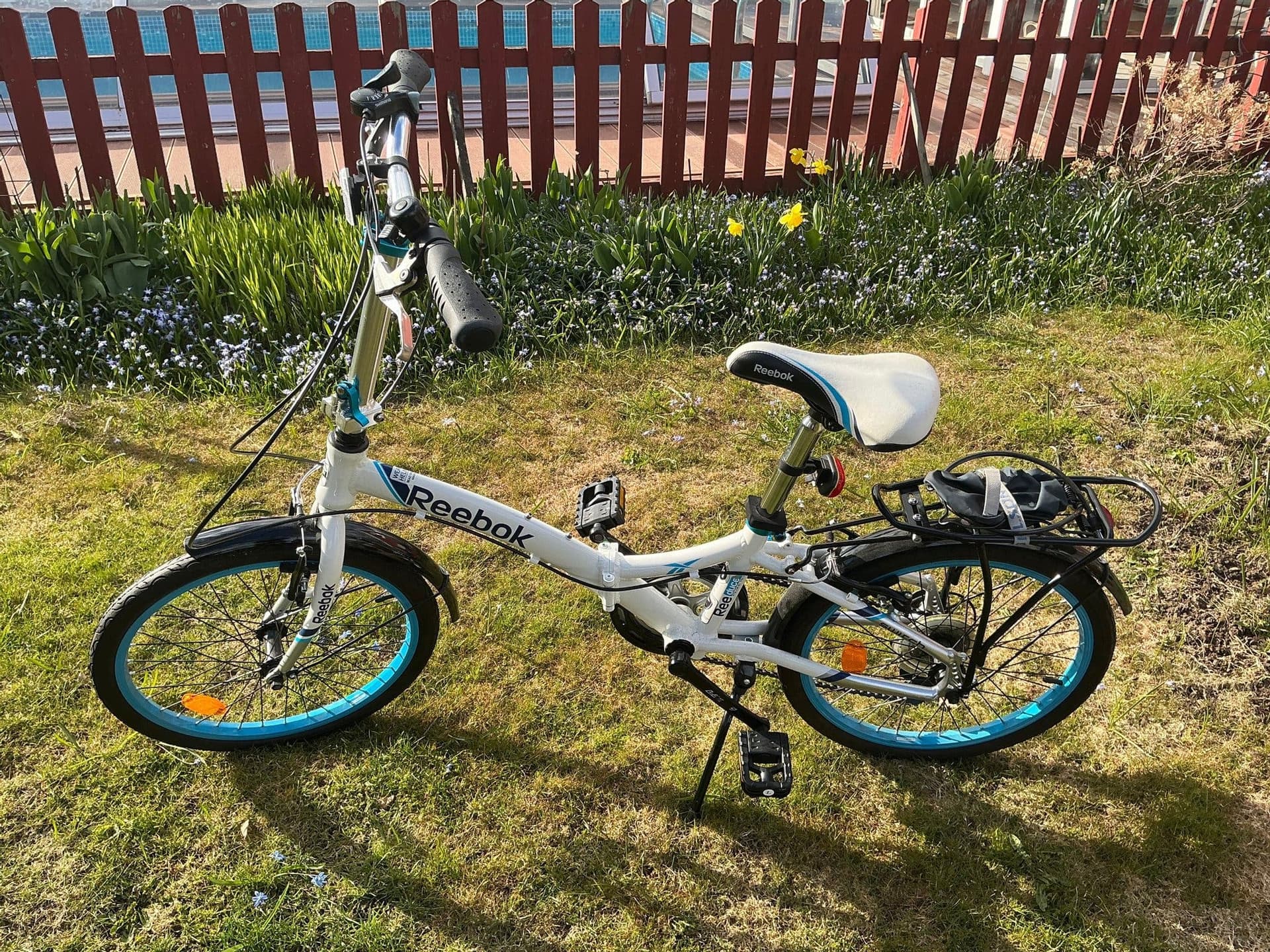 Reebok Minicykel, låghjuling, 6-växlad, 20 tum, hopfällbar m. bärväska.