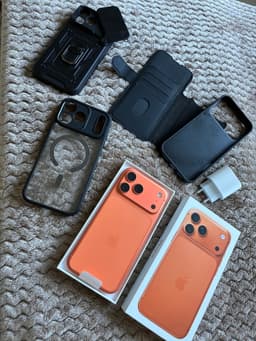 iPhone 17 Pro Max Cosmic Orange 256GB