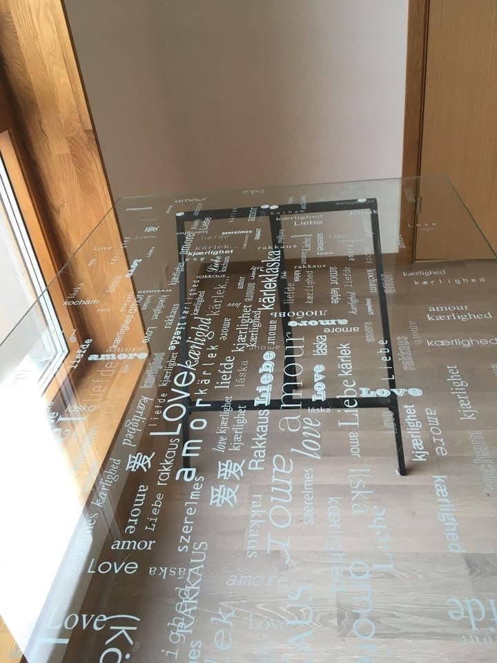 IKEA glas skrivbord
