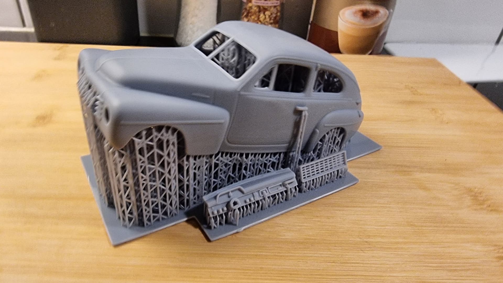 Volvo PV 1/24