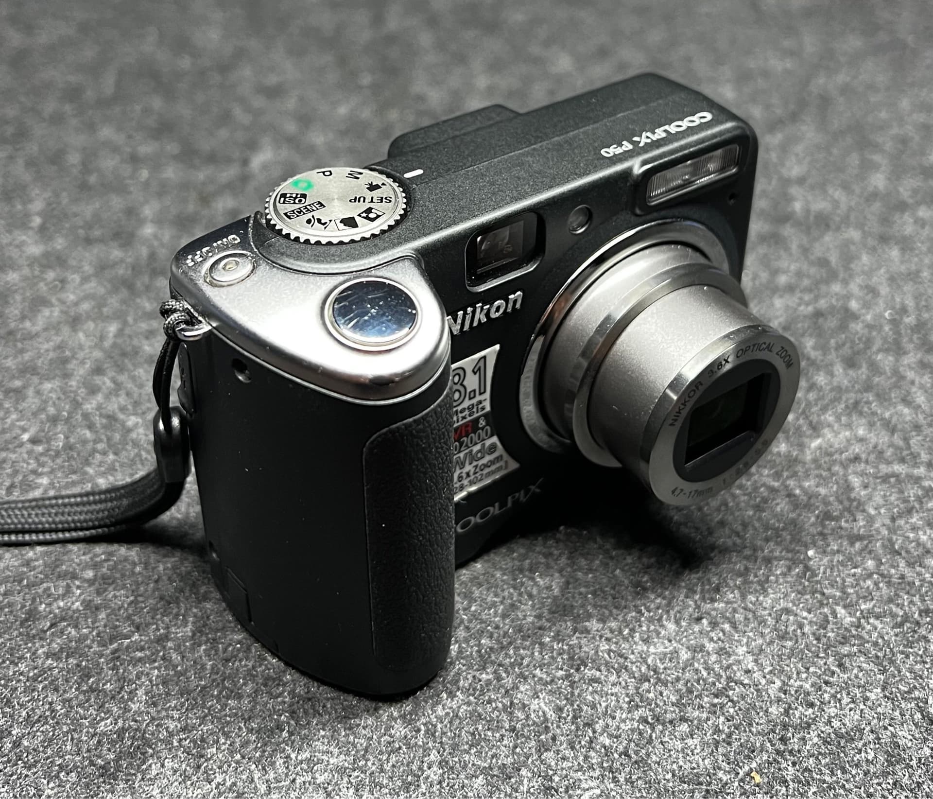 Nikon Coolpix P50 - digitalkamera