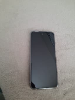 TCL 605 Mobiltelefon
