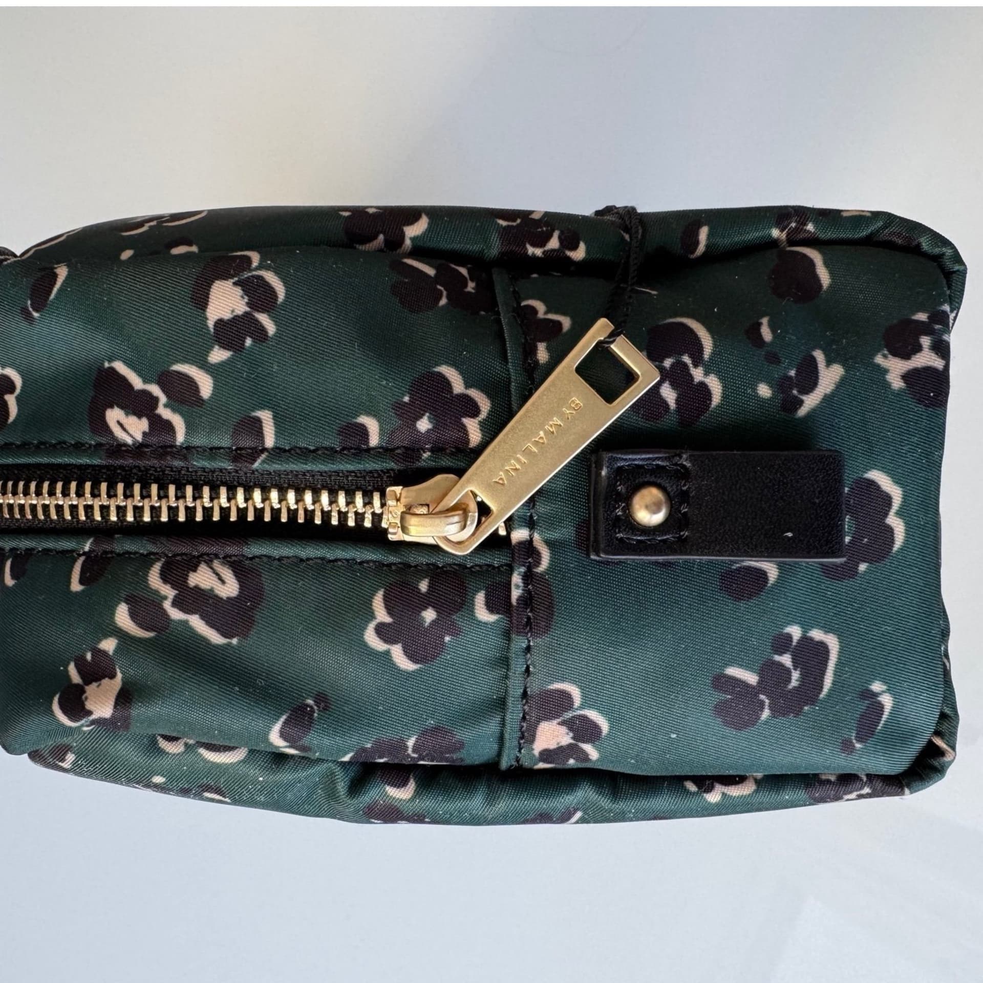 Cosmetic Bag Large By Malina i Green Leo - Ny!