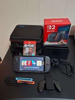 Nintendo Switch 2 med EA FC 26 och tillbehör