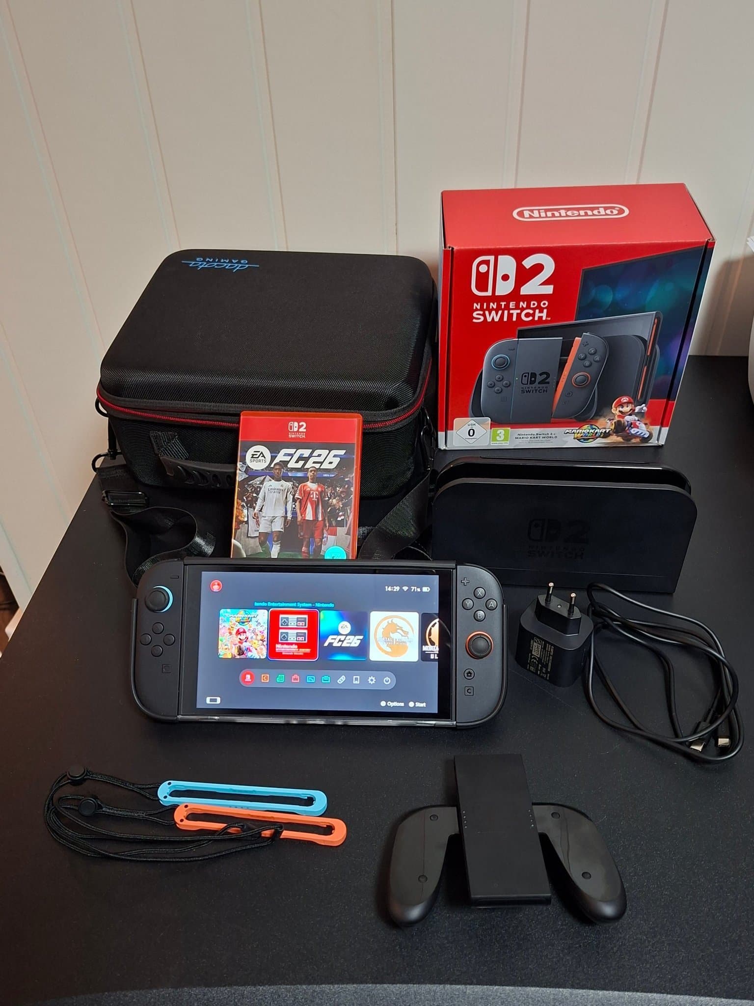 Nintendo Switch 2 med EA FC 26 och tillbehör