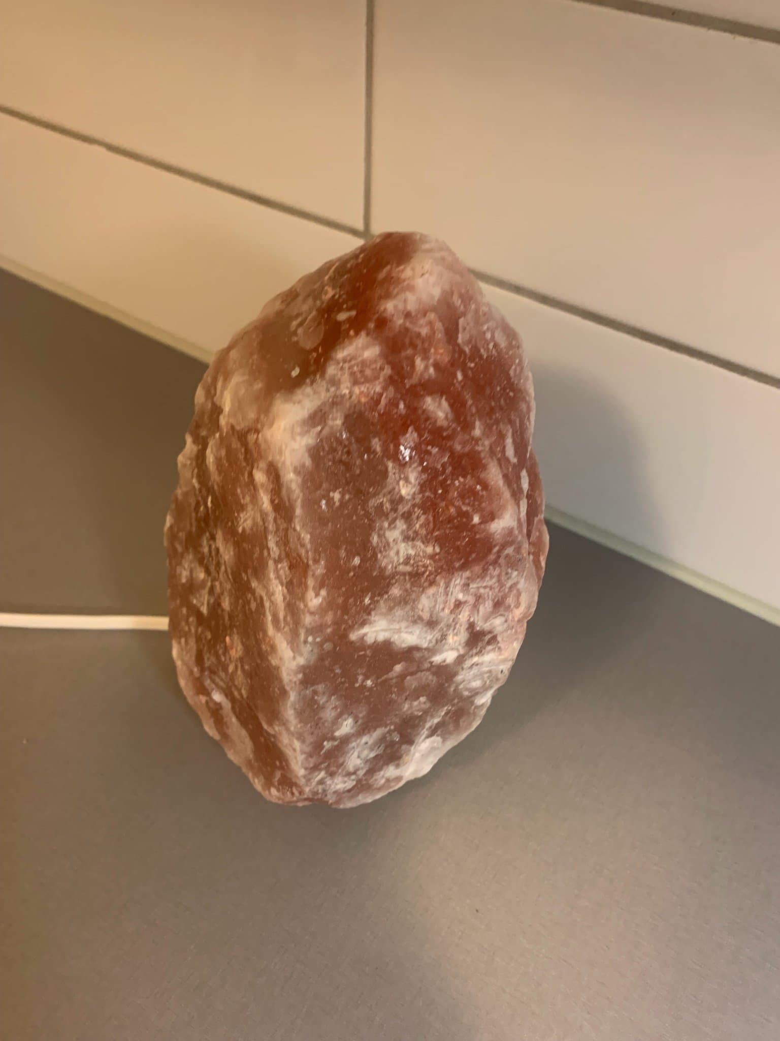 Oanvänd! Saltstenslampa med förpackning