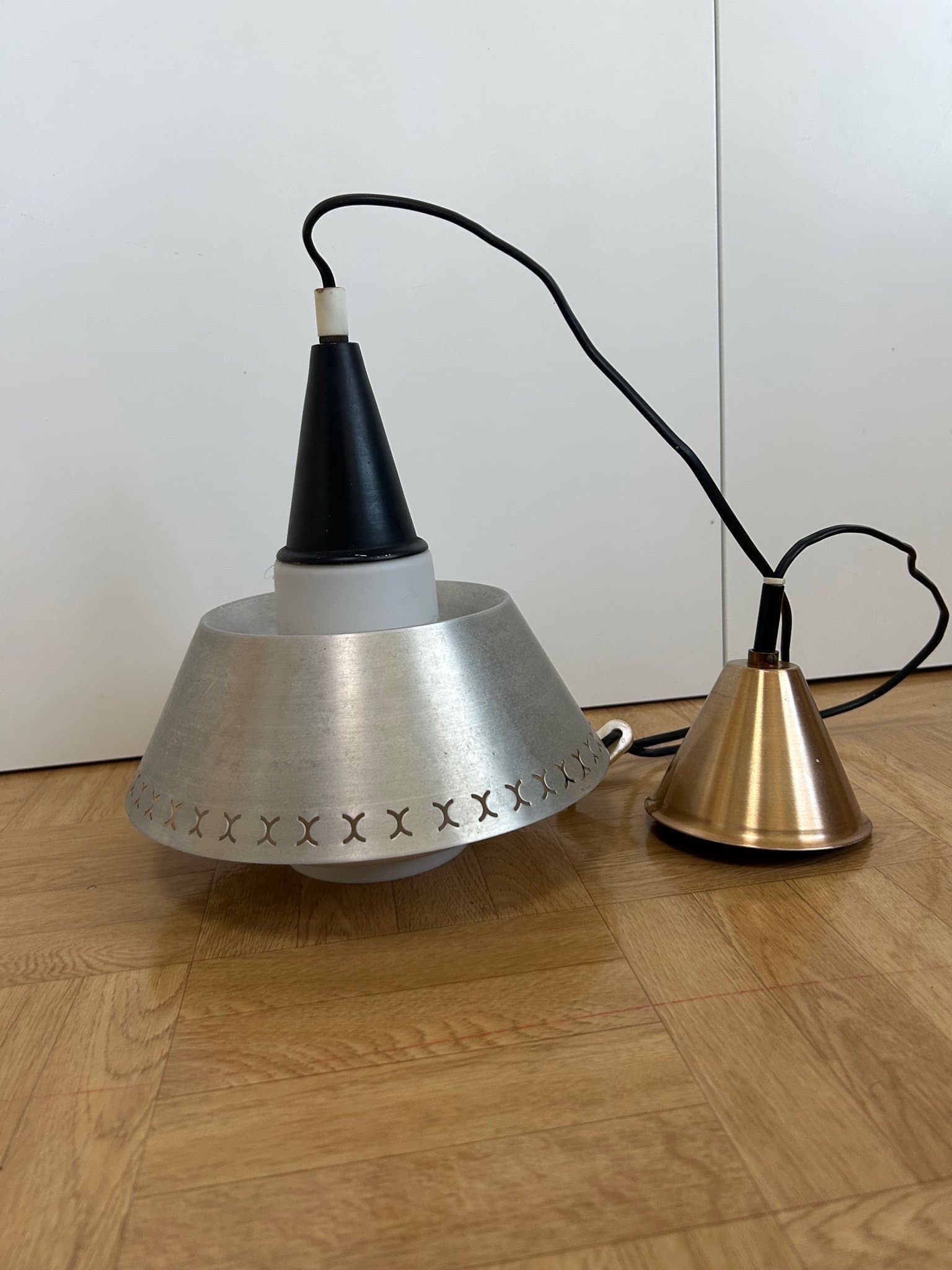 Retro charmig taklampa / Vintage 60-70 tal.