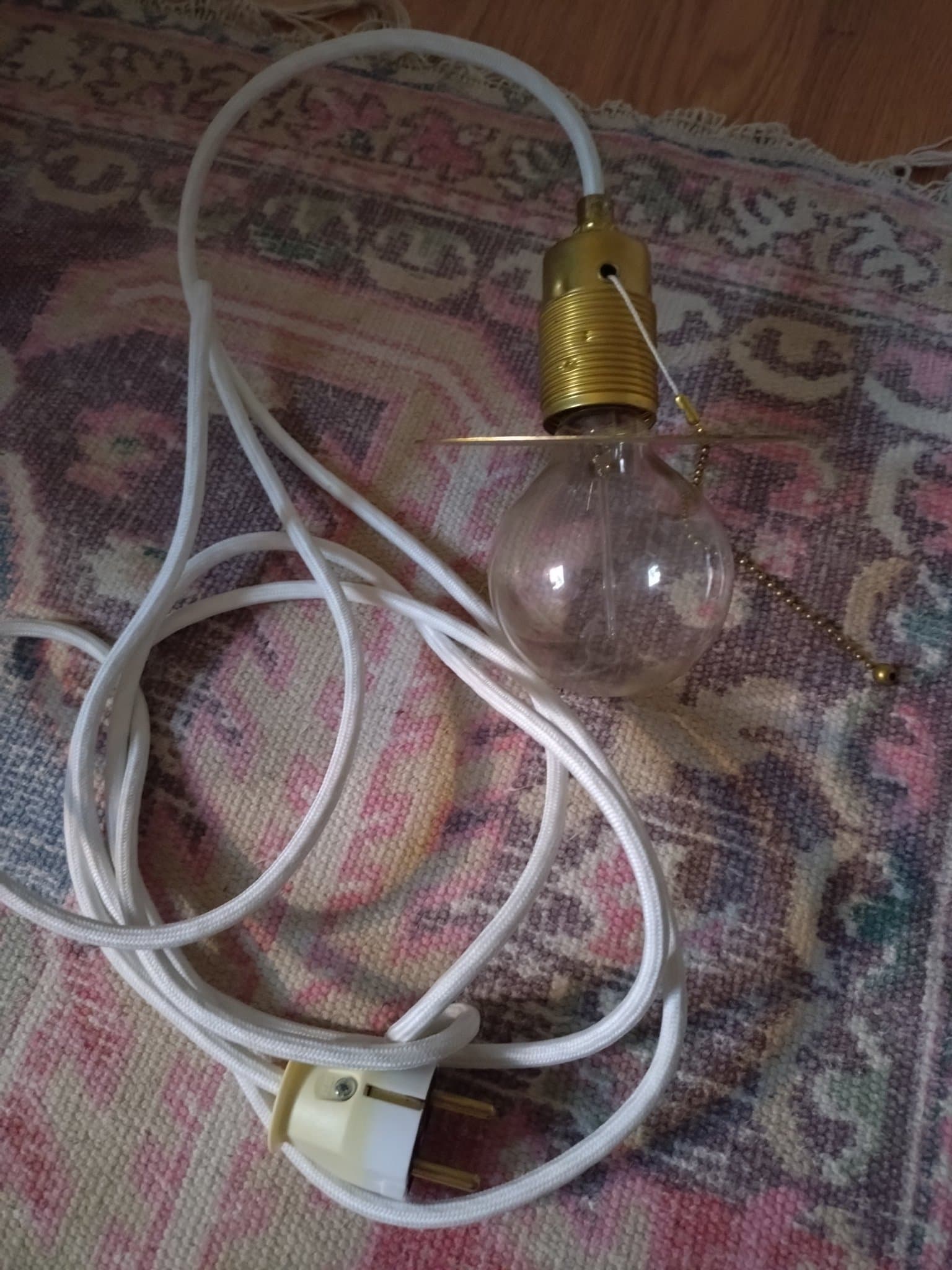 Dekorativ lampa, tak/fönsterlampa mässing