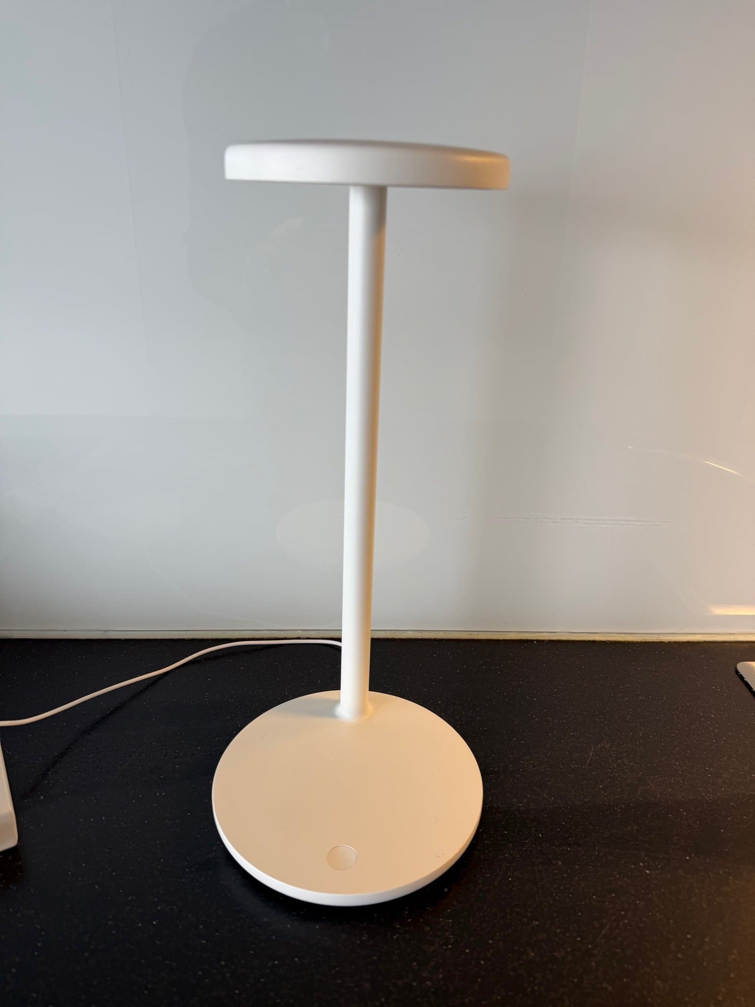 Flos Oblique Bordslampa Design Vincent Van Duysen