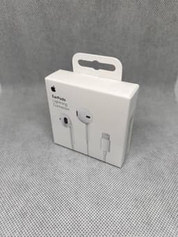 Apple EarPods med Lightning-kontakt ( Helt ny / Oöppnad )