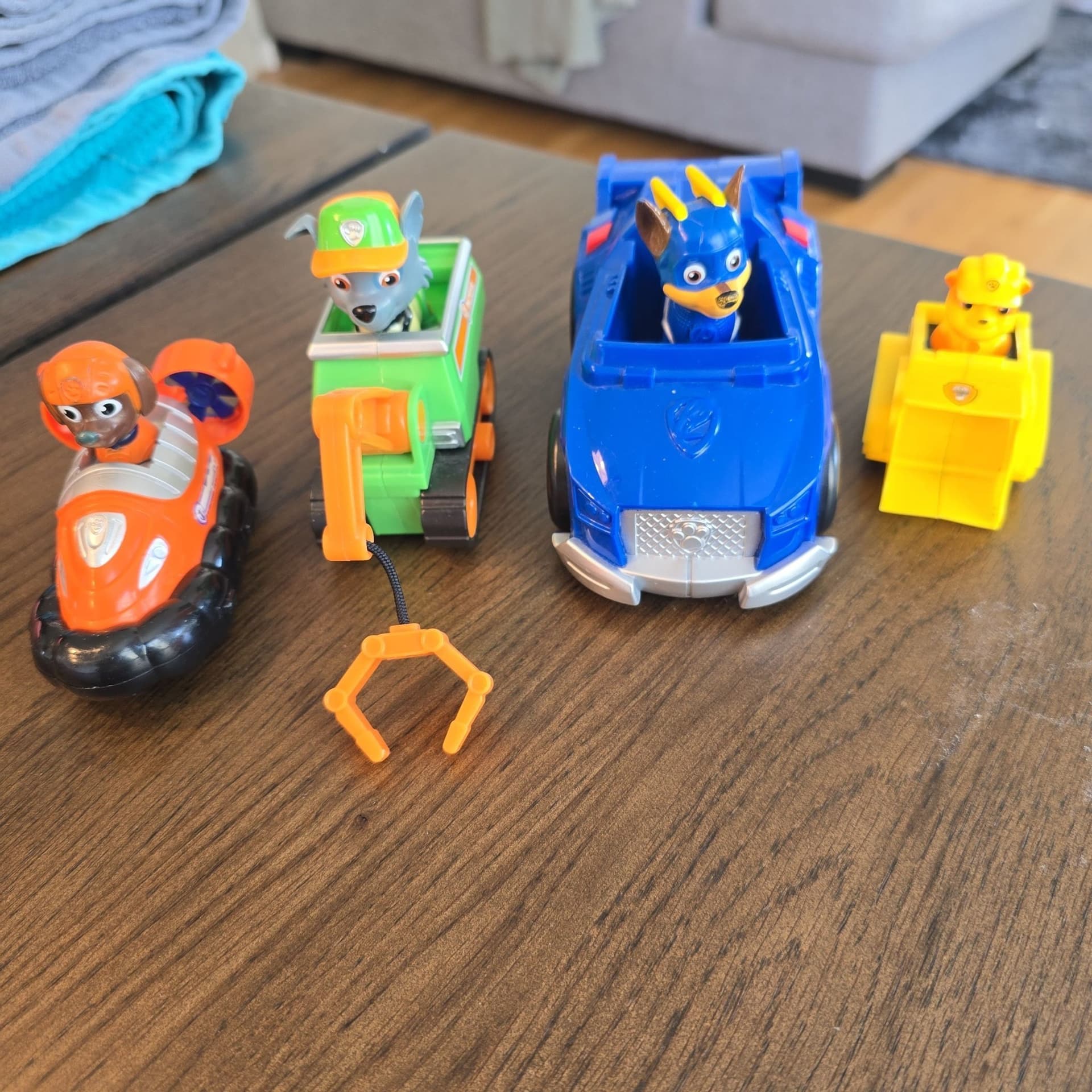 Paw Patrol Fordon och Figurer - 4-pack