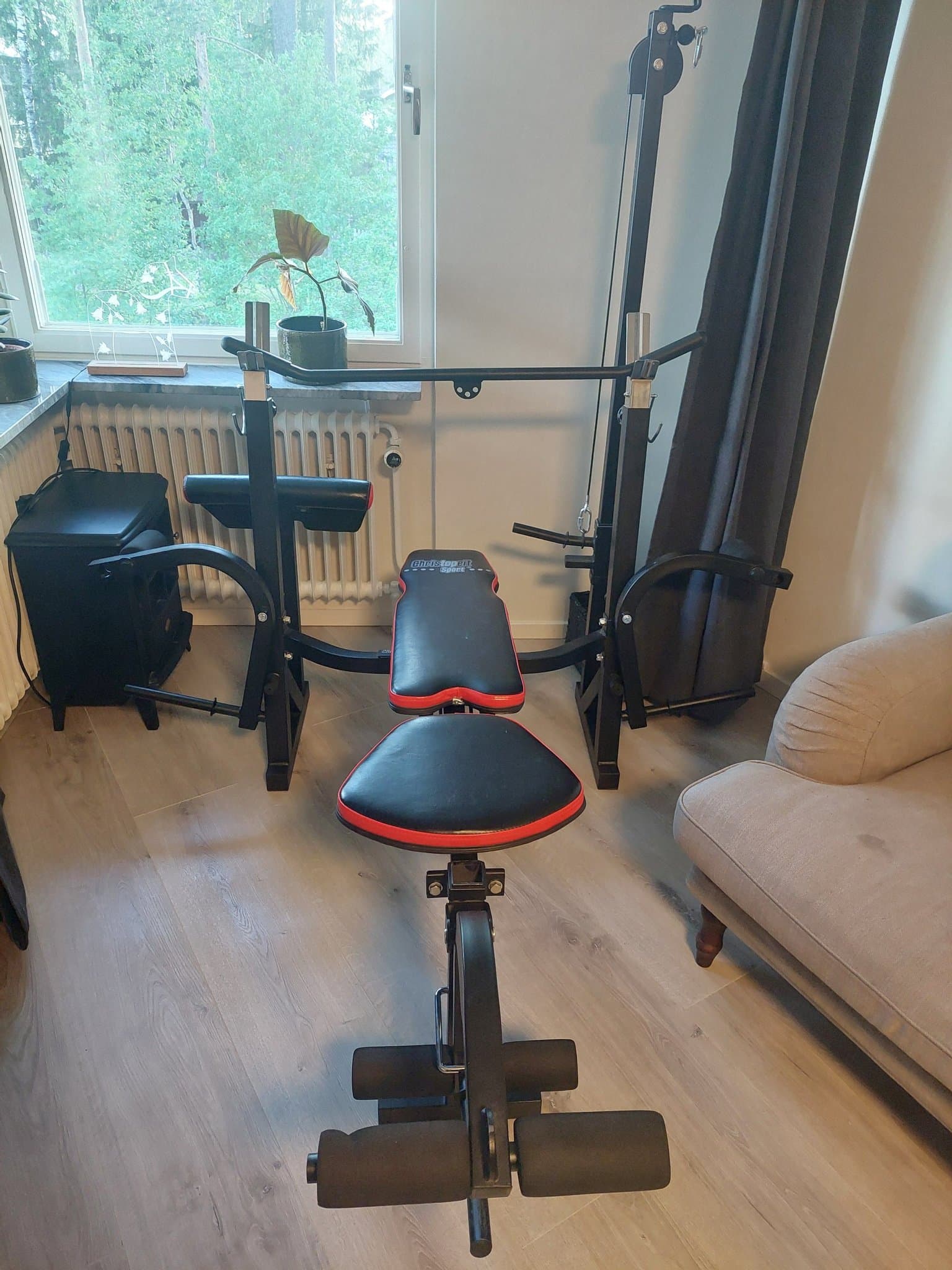Träningsbänk med tillbehör