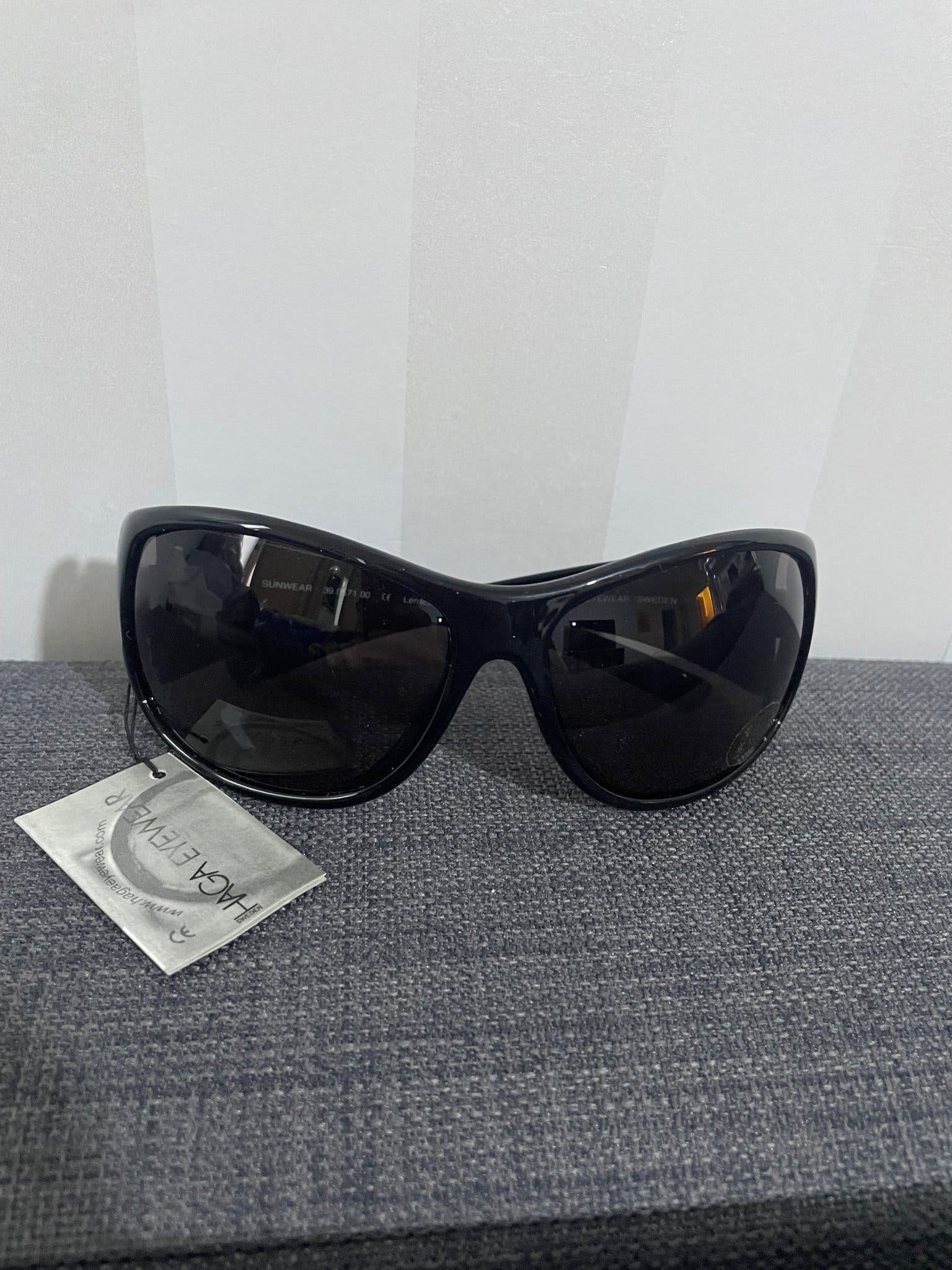 HAGA EYEWEAR Solglasögon