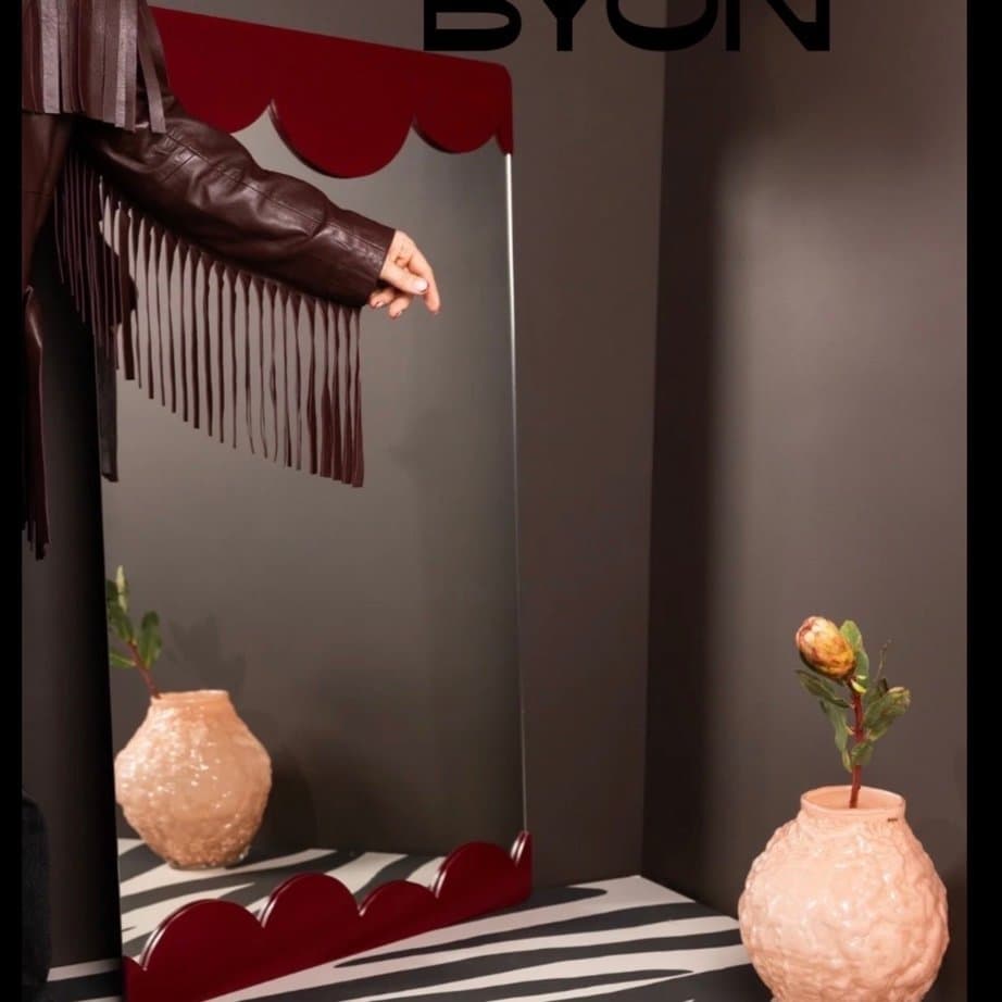Ny Byon Spegel Bubbly Large - Vinröd