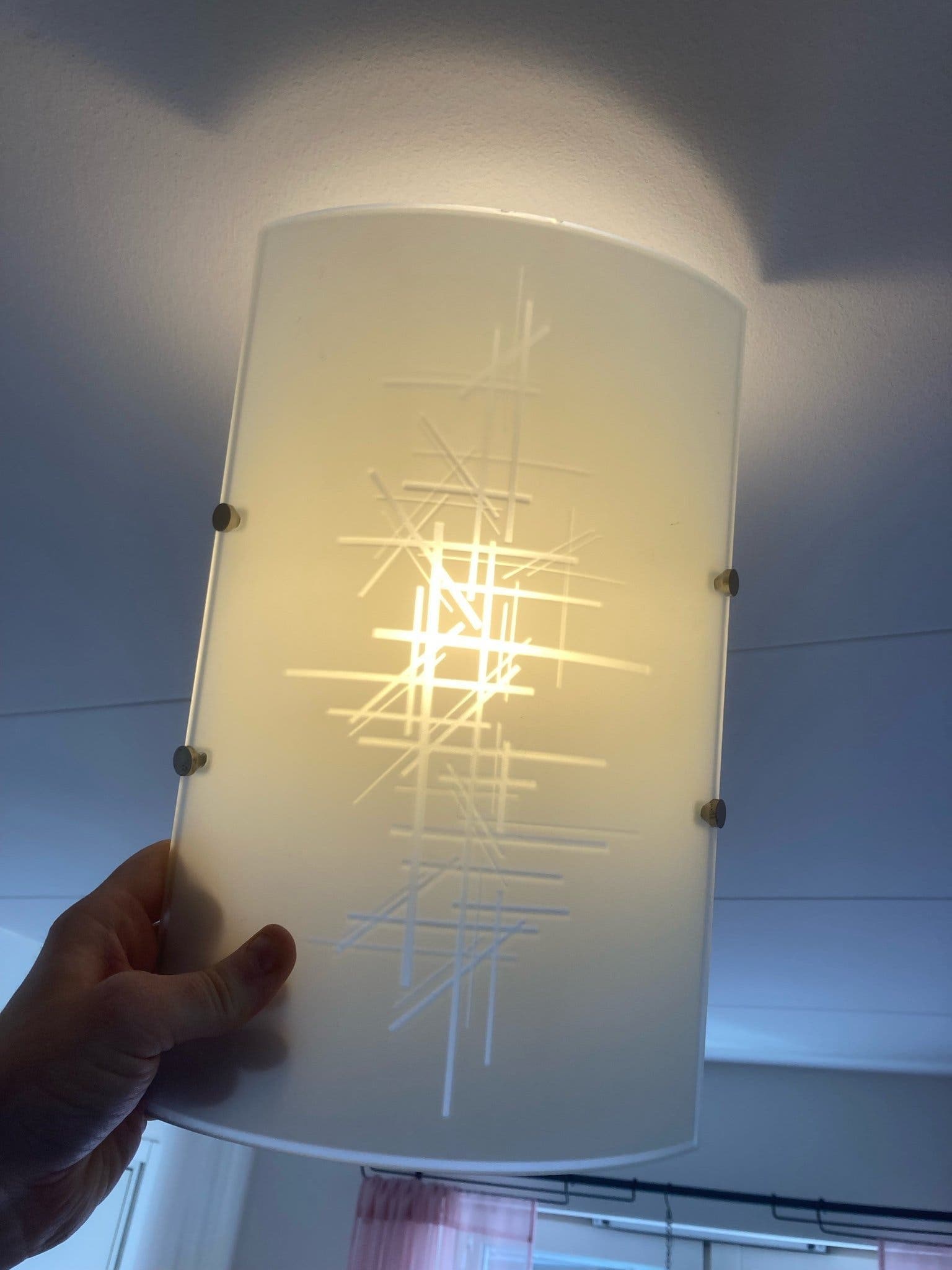 Belid Vägglampa/hörnlampa i frostat glas med mönster, max 60W