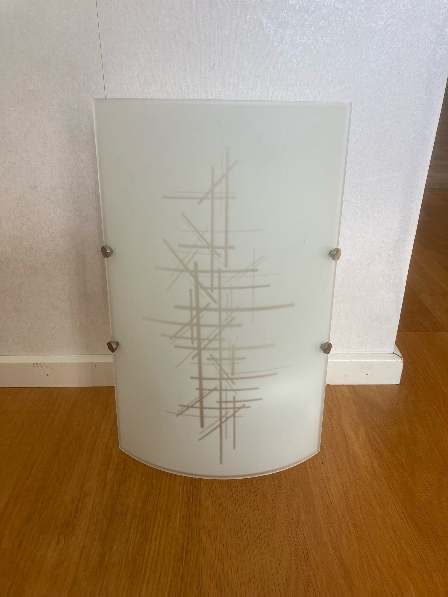 Belid Vägglampa/hörnlampa i frostat glas med mönster, max 60W