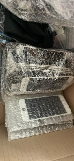 Parti med iPhones, iPads och tillbehör