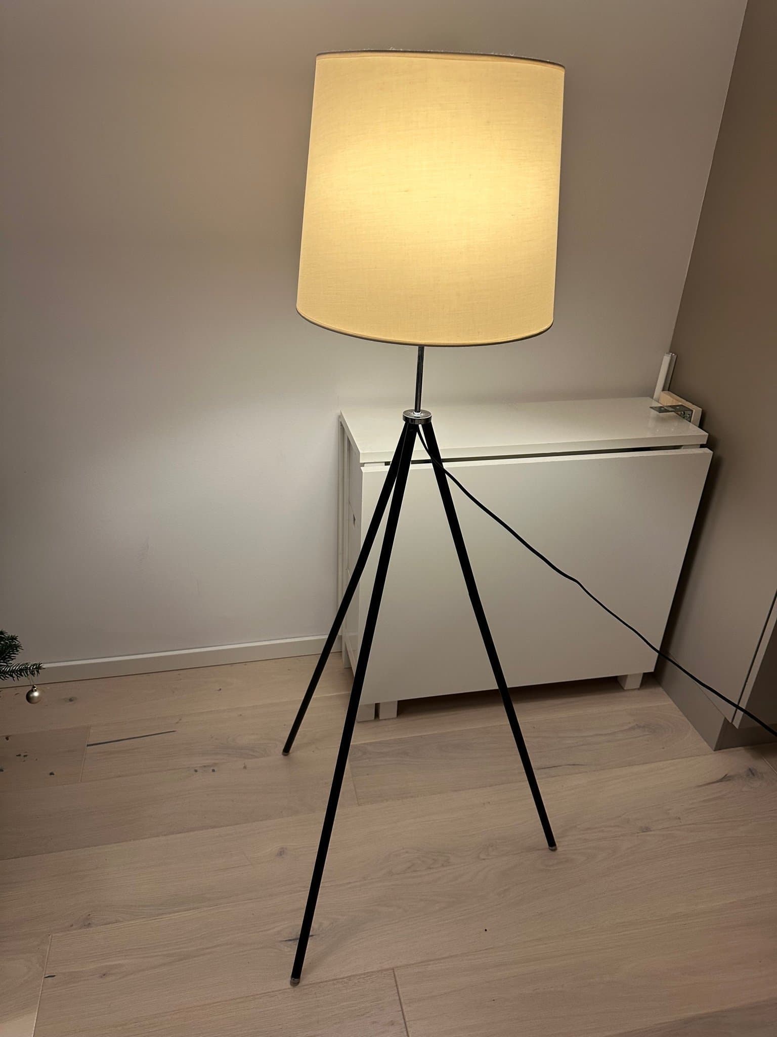 Golvlampa i klassisk design