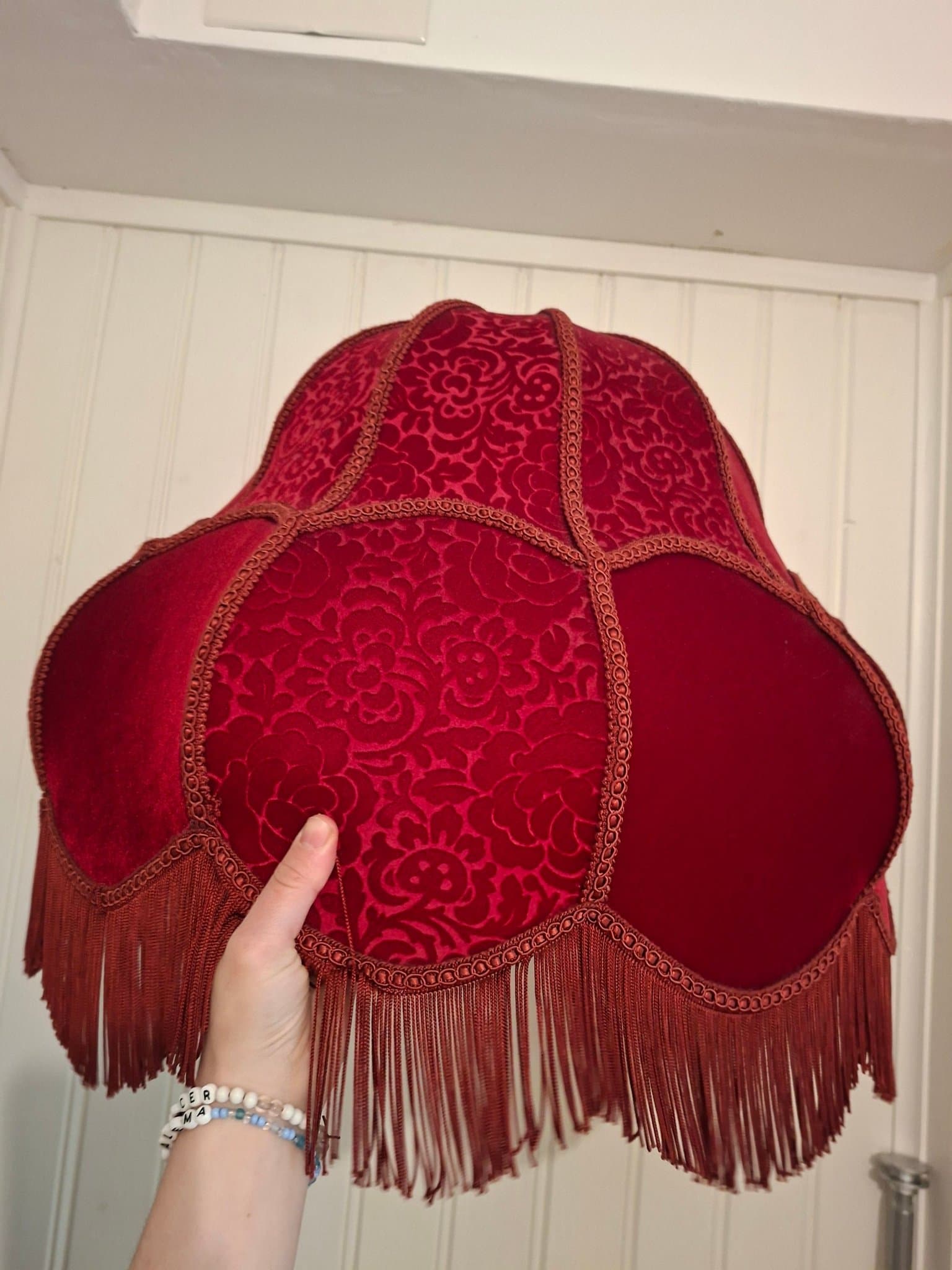 OTROLIGT FIN LAMPSKÄRM - Antik/vintage/jugend