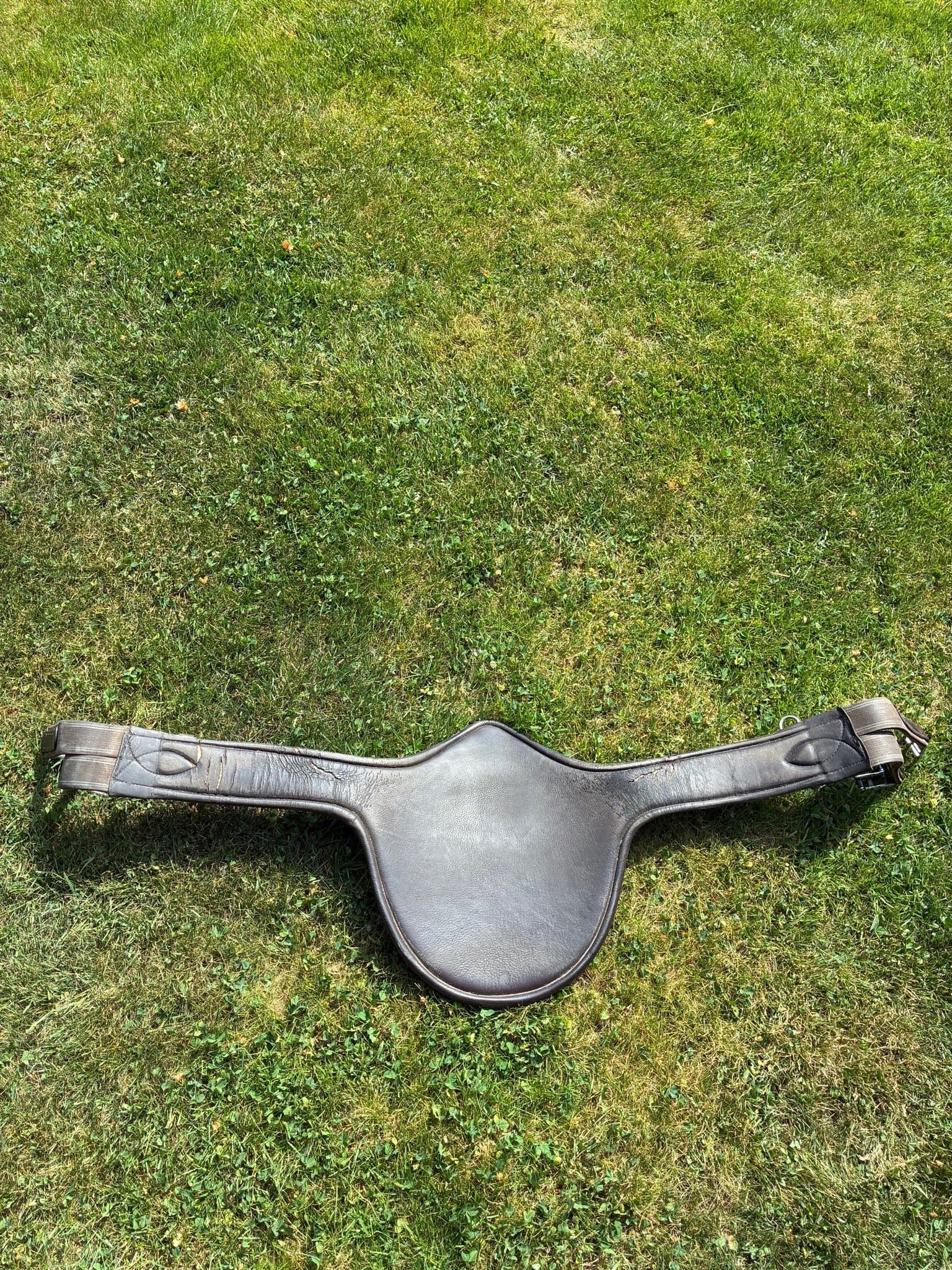 Mageplatta / sadelgjord i läder, 125 cm