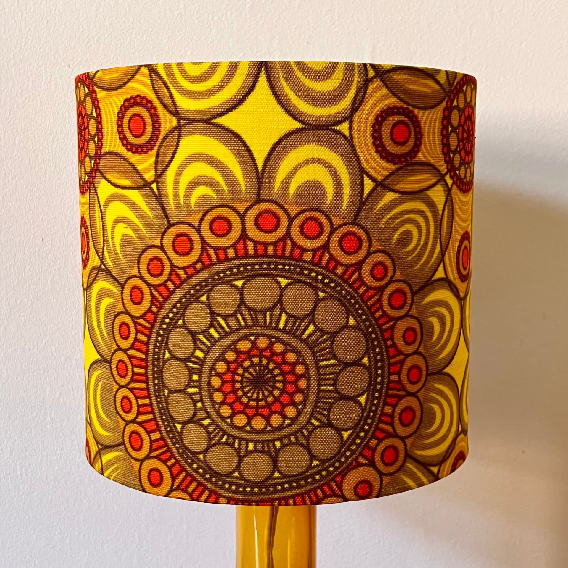 RETRO LAMPSKÄRM! Tygdesign Greta Möller