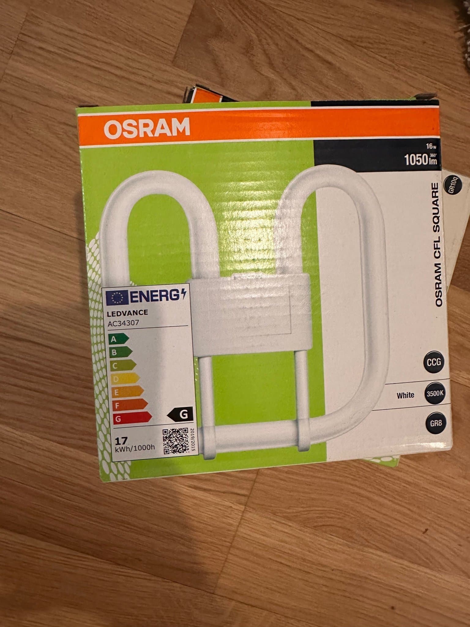 OSRAM CFL SQUARE Lampa 16W 1050lm 3500K GR8