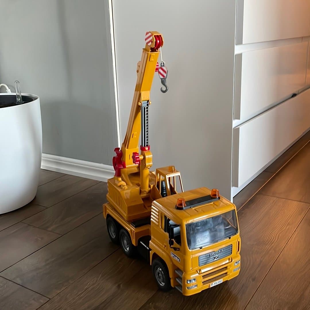 Bruder MAN Lastbil med Teleskopkran