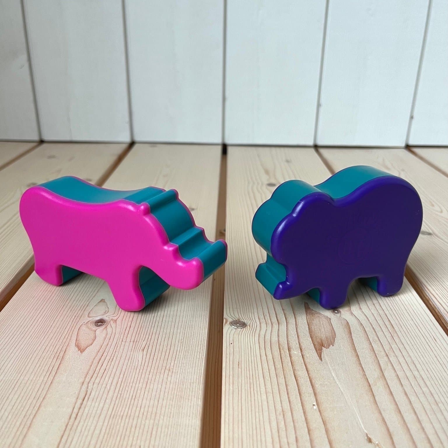 Två shakers, noshörning och elefant - RhythMix - Fint använt skick