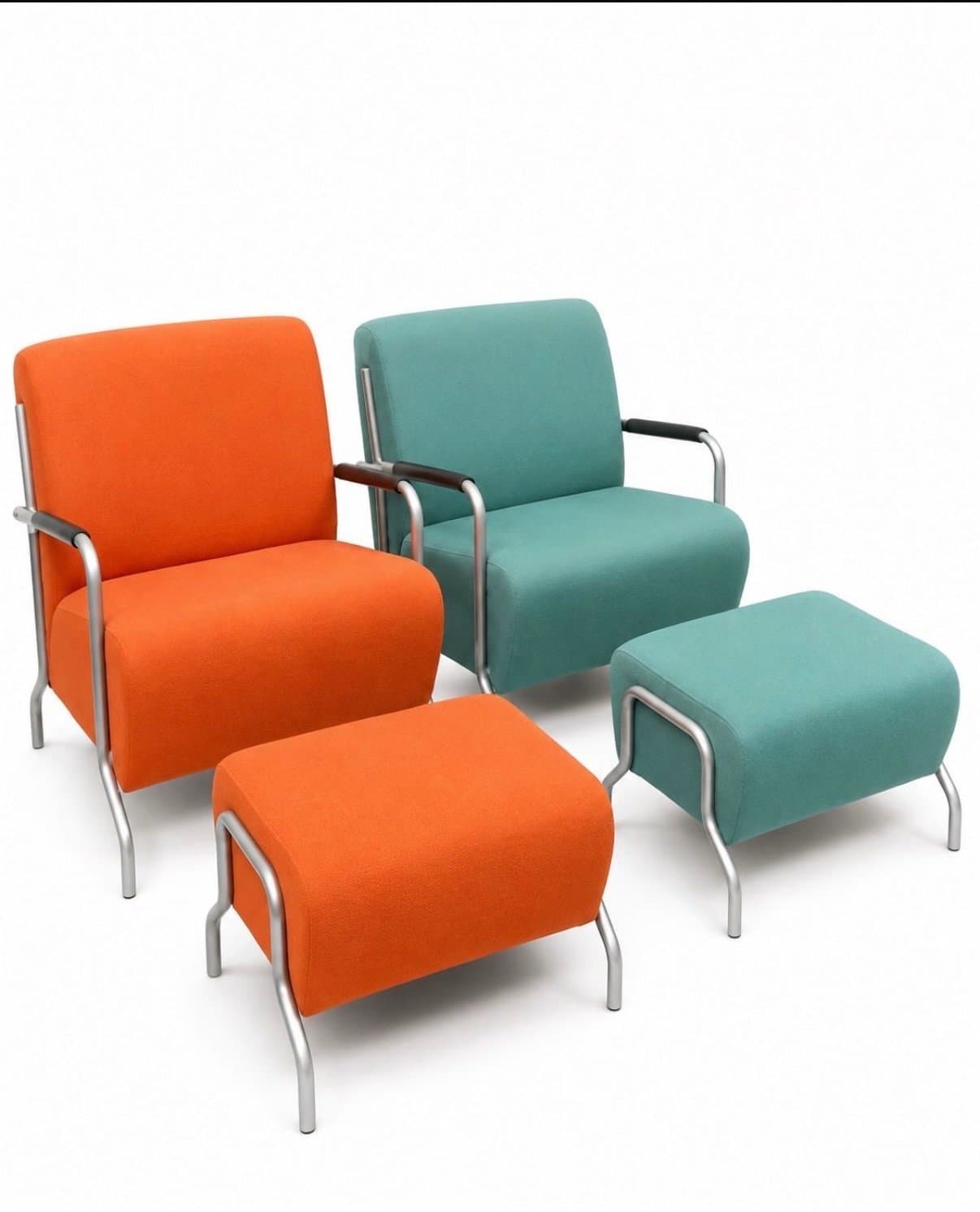 Fåtölj och fotpall i modern design