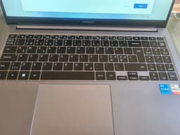 Samsung laptop med Intel Core i5 och Iris Xe Graphics