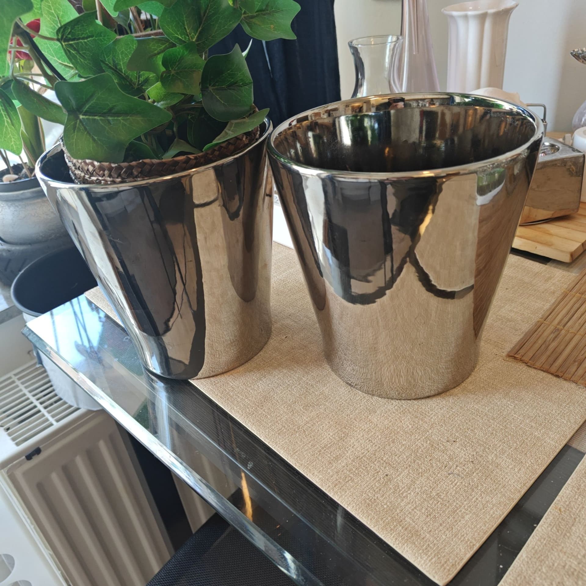 2 st Vintage Metallkrukor/Ytterkrukor Svart Krom Retro Industri