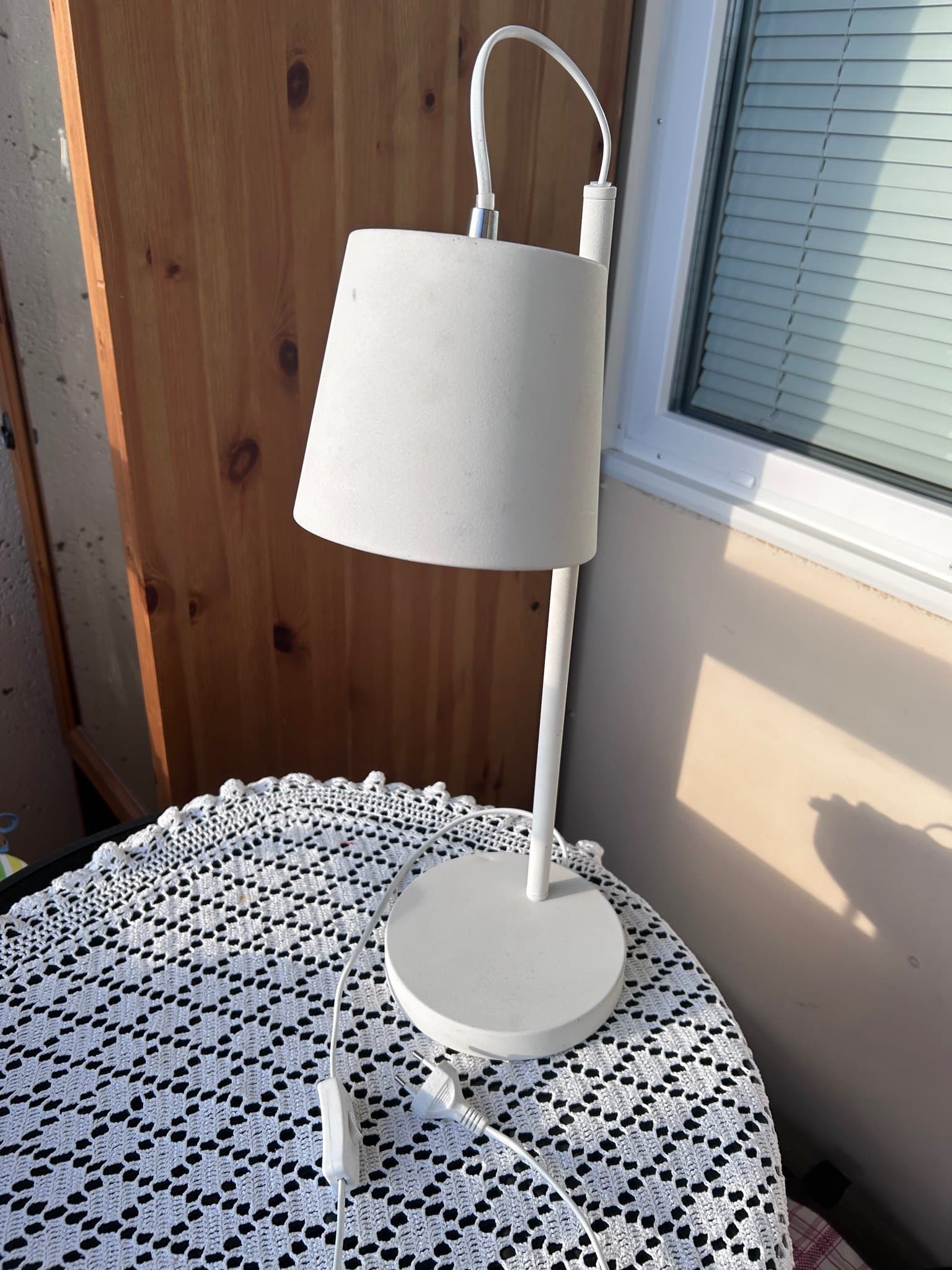 Bordslampa i metall