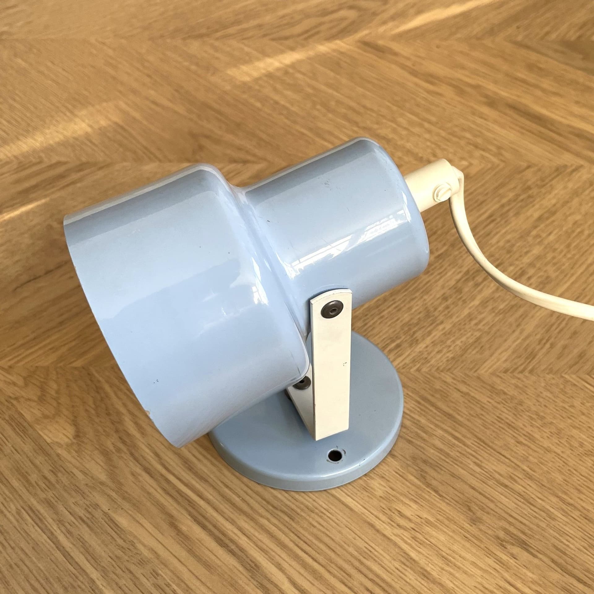 Snygg vintage vägglampa Belid V199 ljusblå/gråblå 60/70-tal, retro