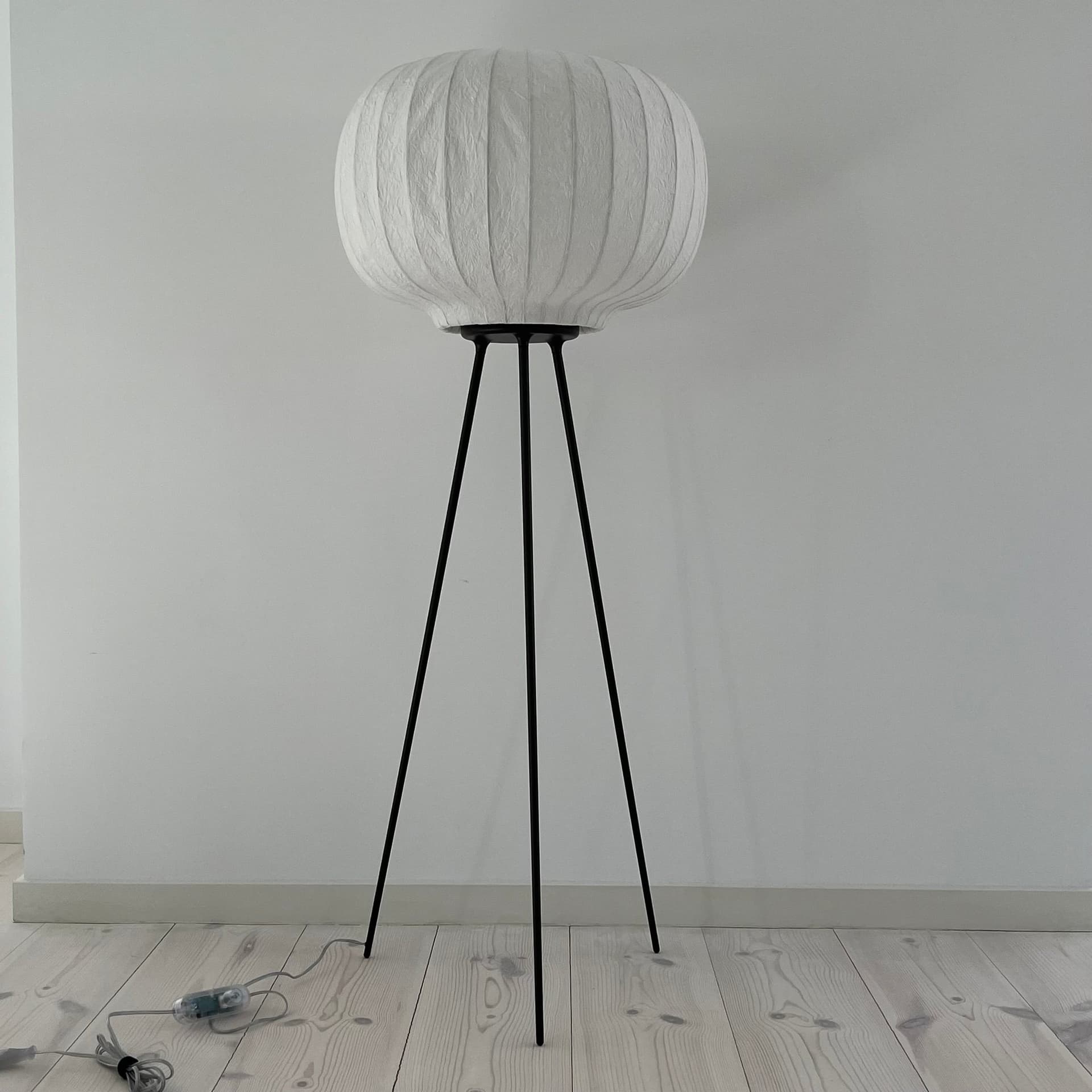 Vipp 581 Paper golvlampa 112 cm