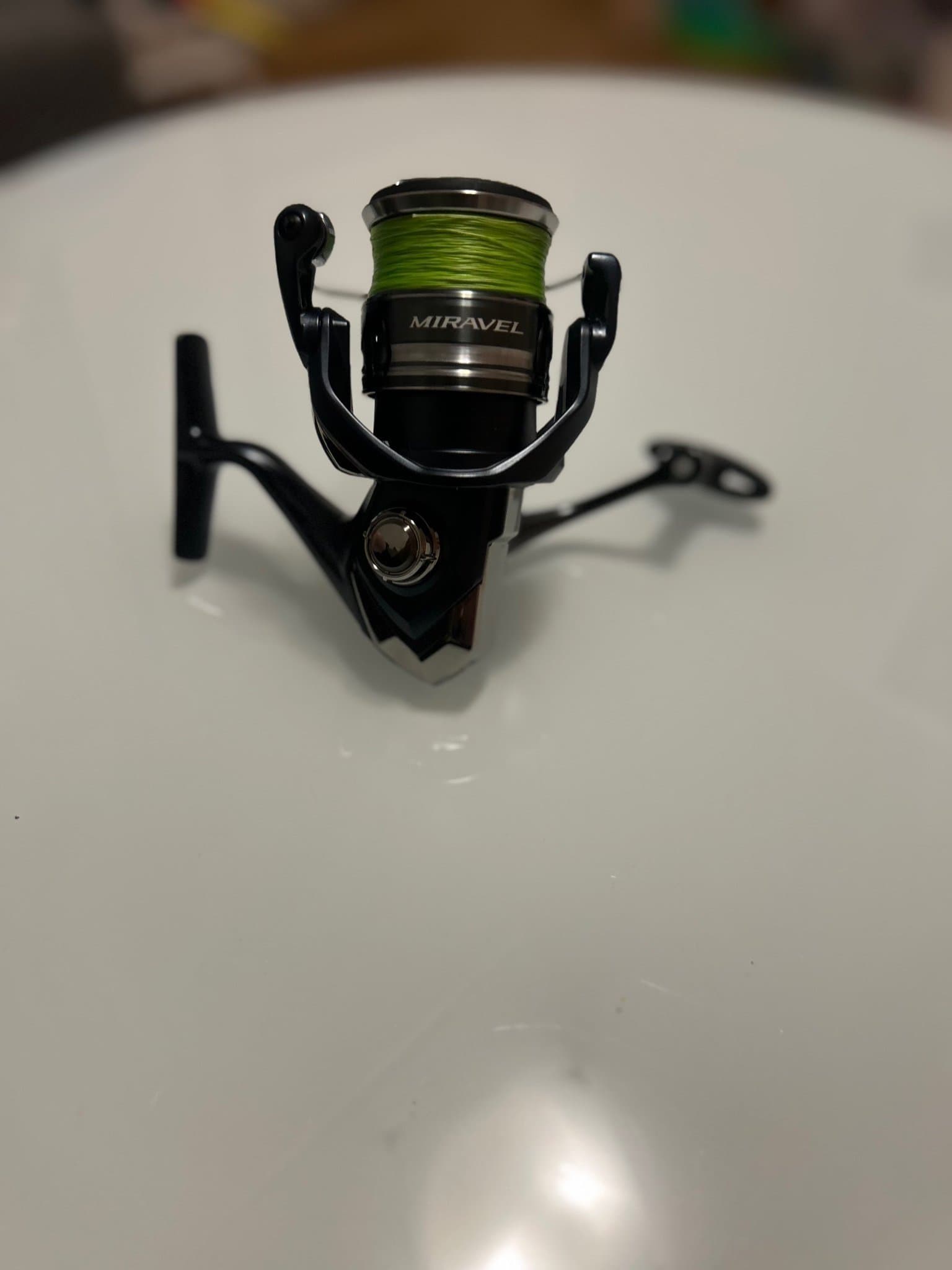 Shimano Miravel C3000HG spinnrulle utan flätlina köpt i April.