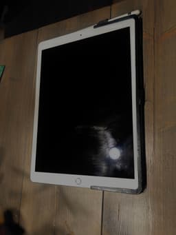 iPad Pro (12,9 tum, 2:a gen)+ keyboard