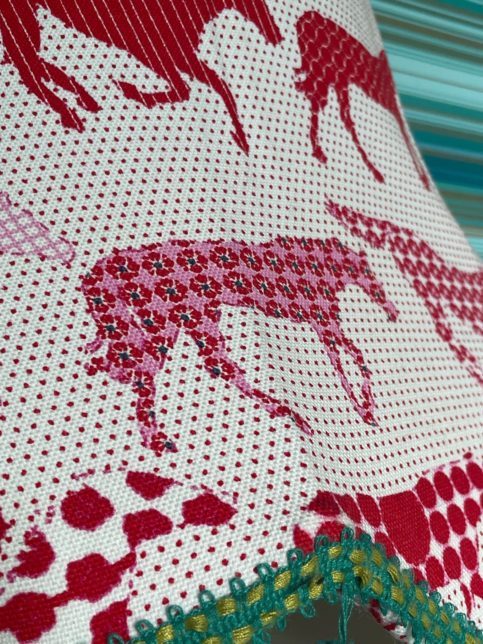 UNIK DALAHÄST-LAMPSKÄRM | Textil | Folkkonst | Skandinavisk