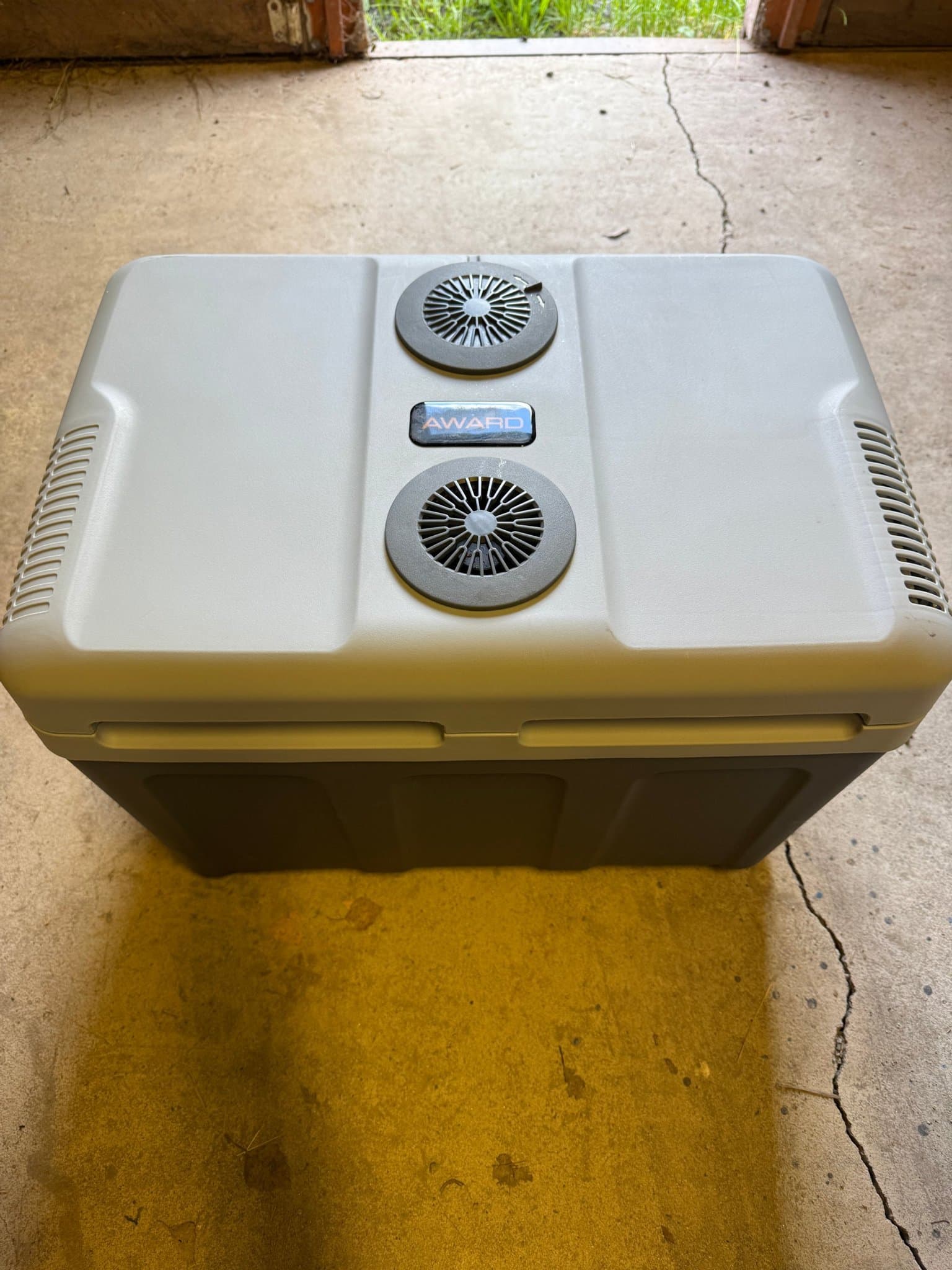 AWARD Termoelektrisk Kyl- och Värmebox