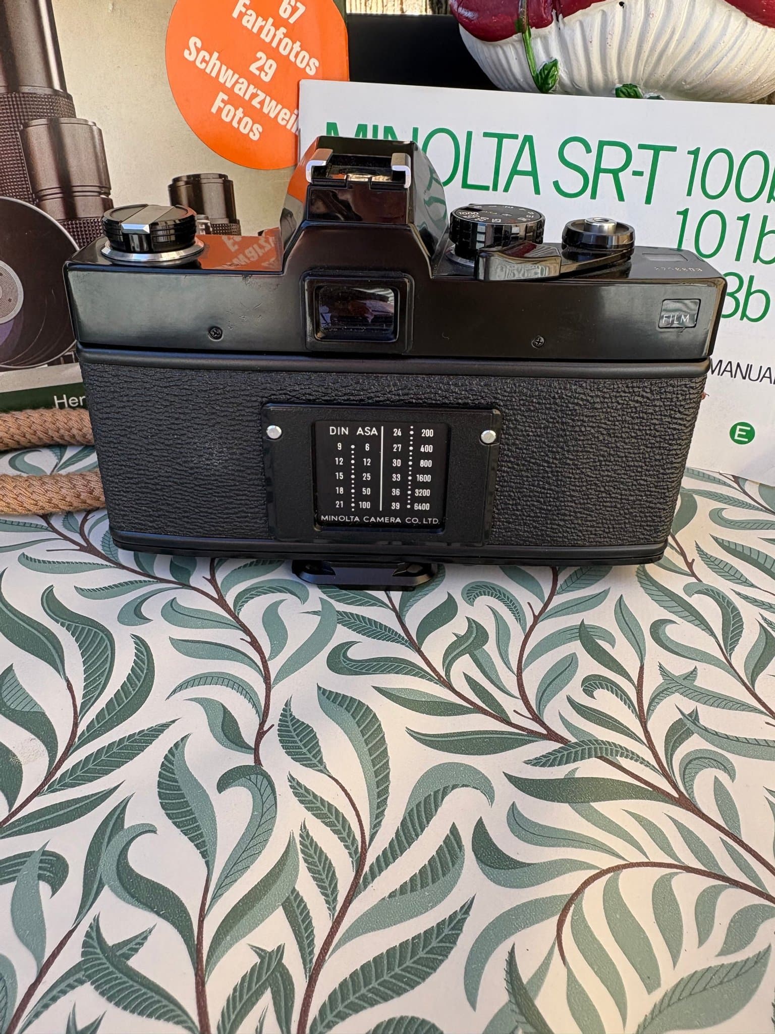 Minolta 303B svart – fullt fungerande analog systemkamera