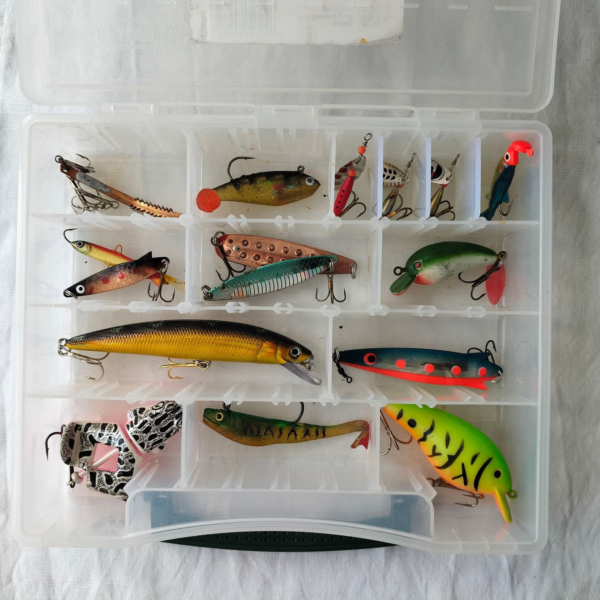Abu Garcia Tackle Organizer 2600 med Fiskedrag