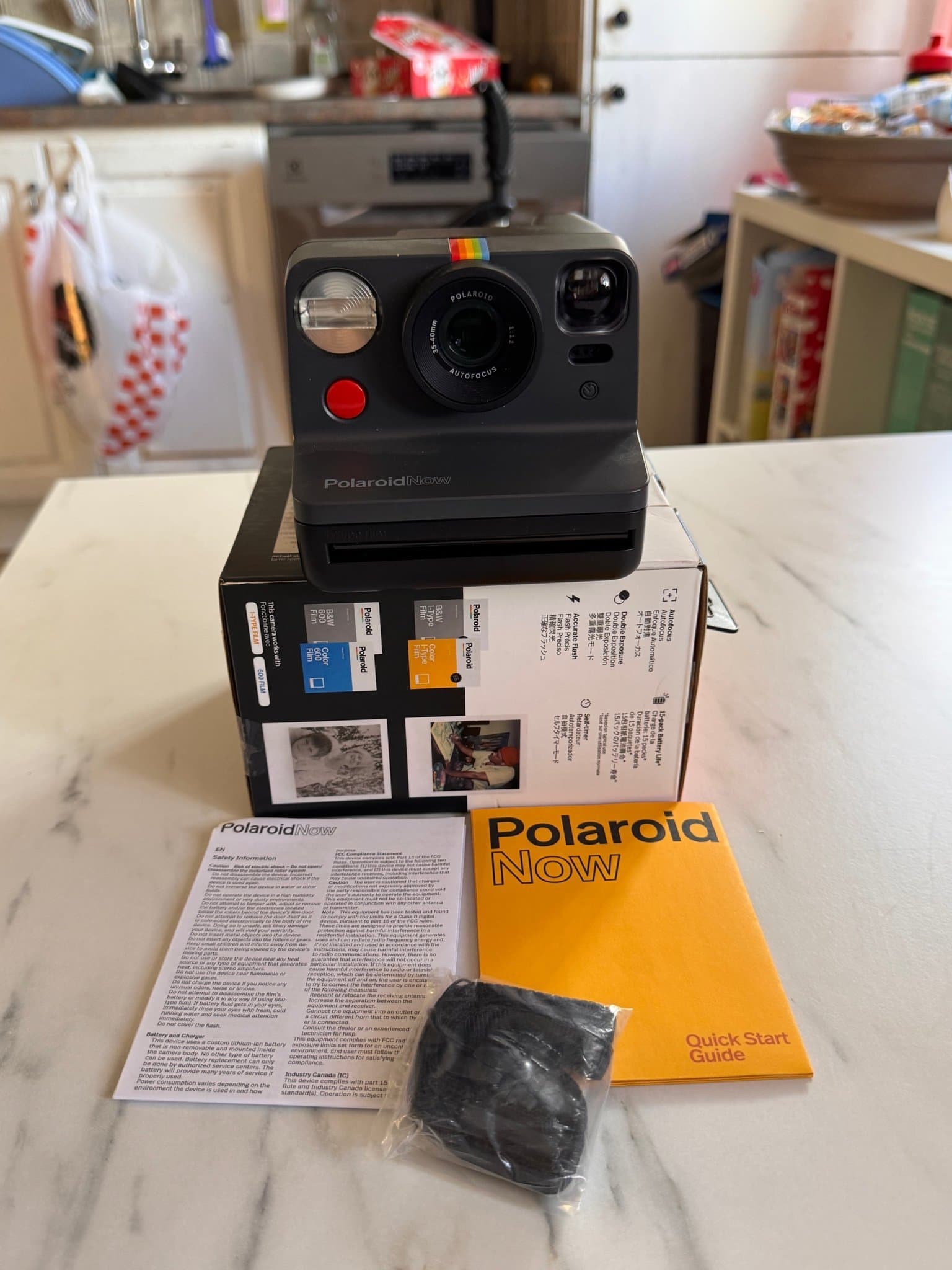 Polaroid Now Instantkamera