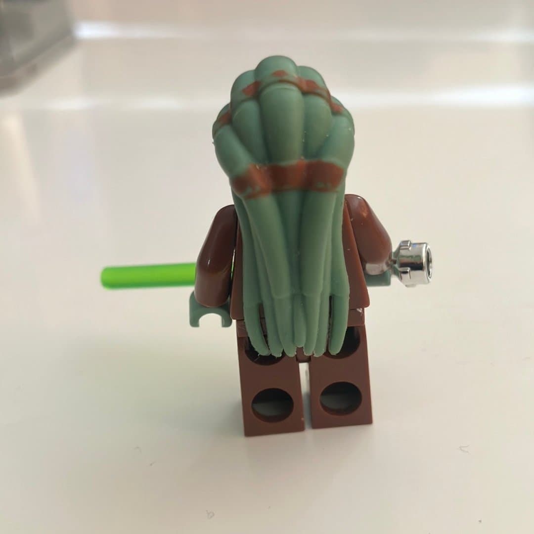 LEGO Star Wars Kit Fisto minifigur med ljussabel
