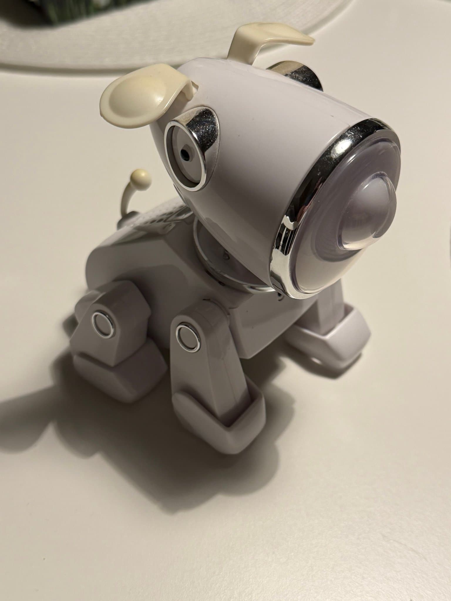 Hip hop pets - Robot hund som lyser med högtalare